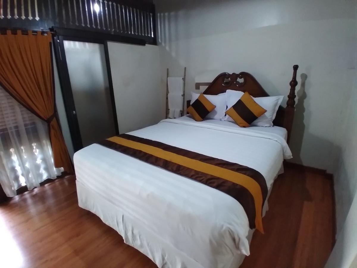 Dem Ayem Heritage Guest House Yogyakarta Esterno foto